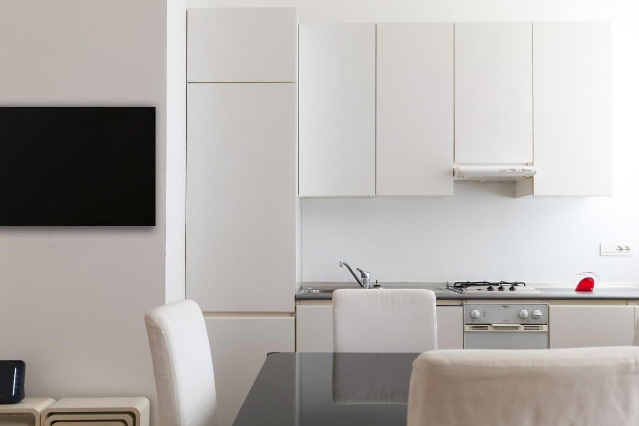 Charming San Babila Apt. 밀라노 외부 사진
