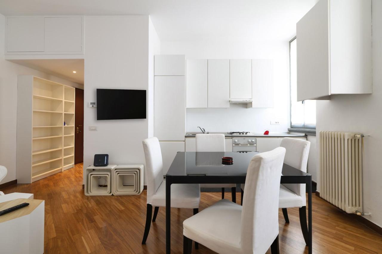 Charming San Babila Apt. 밀라노 외부 사진